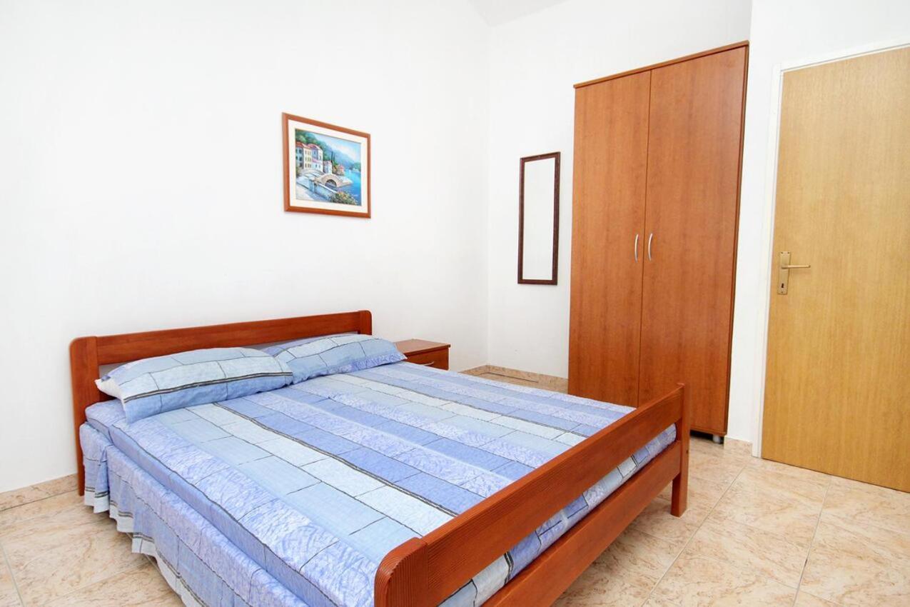 Seaside Secluded Apartments Cove Jedra, Hvar - 2583 Apartment *